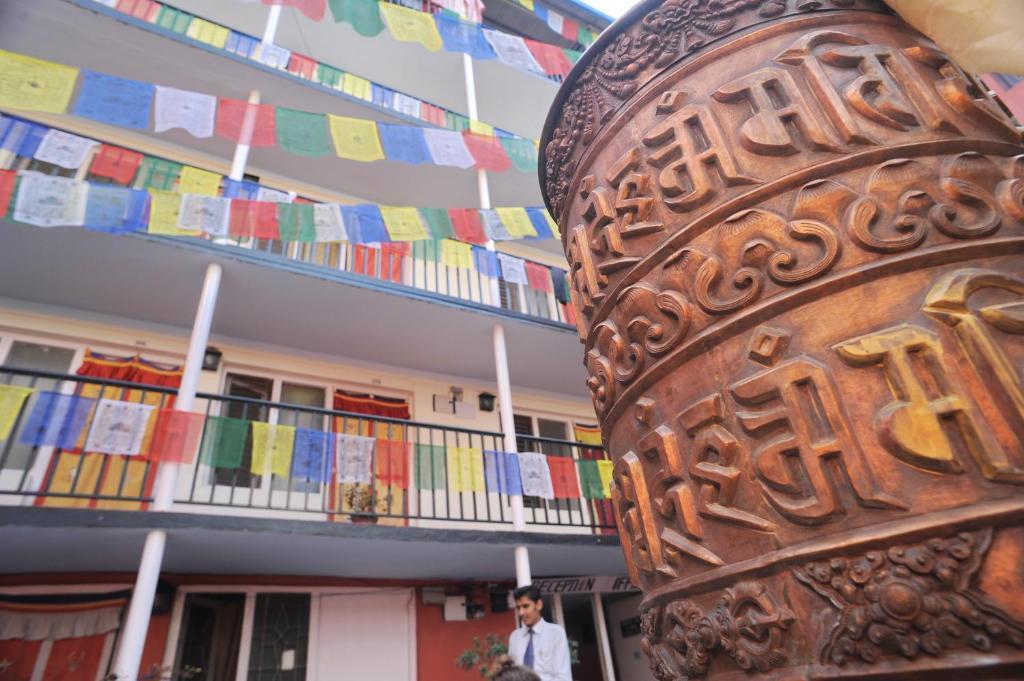 Hotel Himalaya Yoga Kathmandu Esterno foto