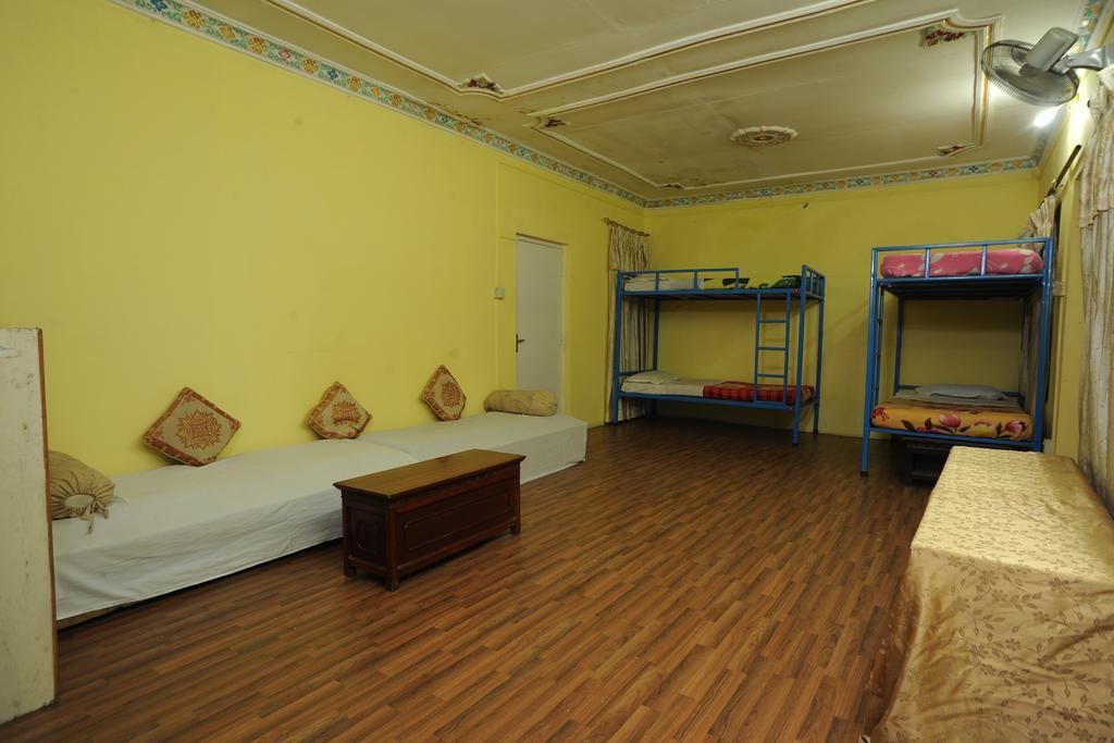Hotel Himalaya Yoga Kathmandu Esterno foto