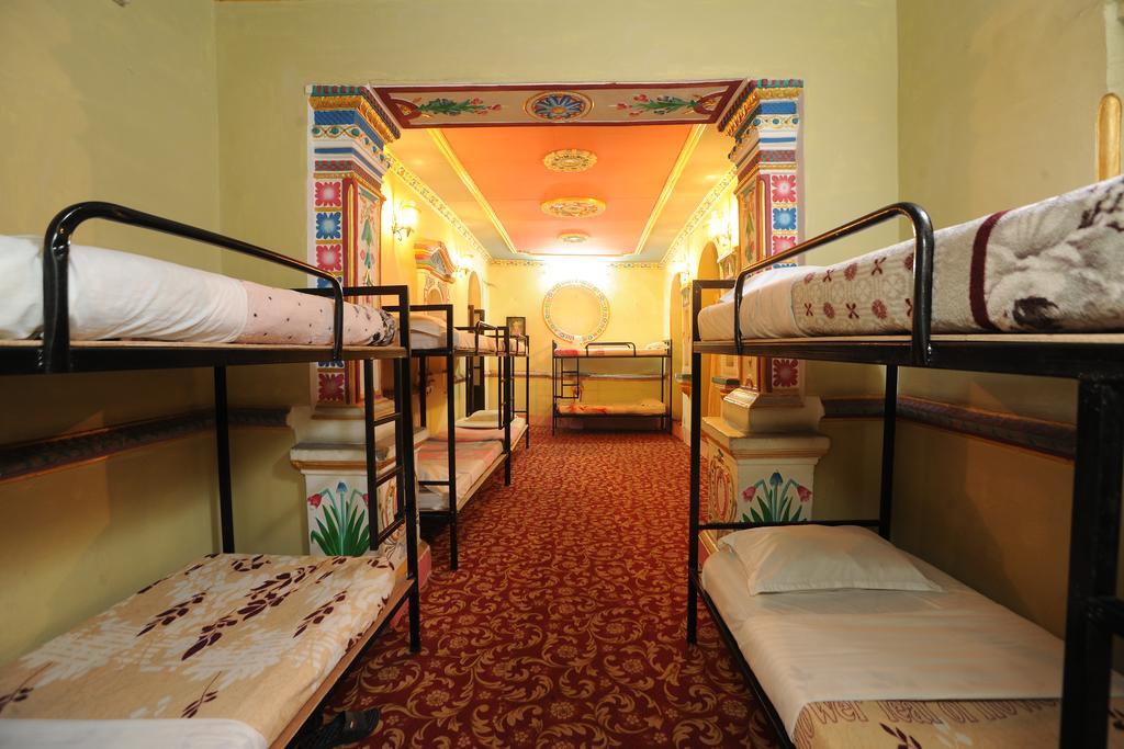 Hotel Himalaya Yoga Kathmandu Esterno foto