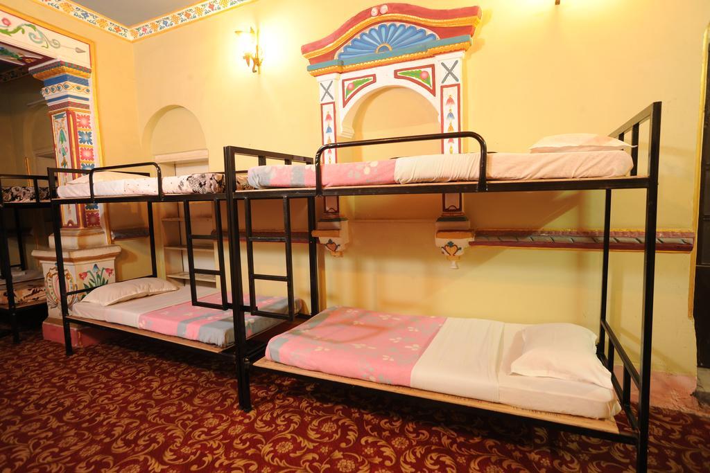 Hotel Himalaya Yoga Kathmandu Esterno foto