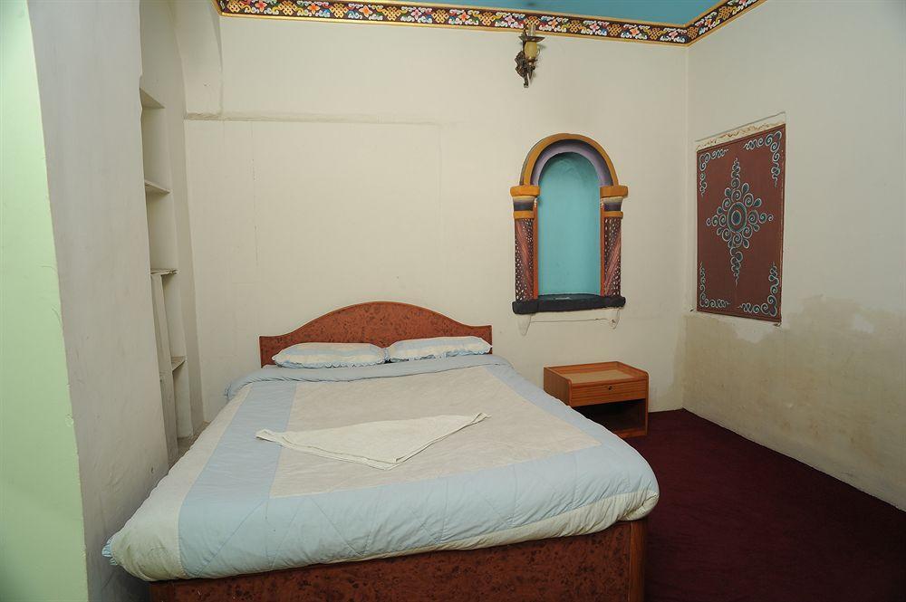 Hotel Himalaya Yoga Kathmandu Esterno foto