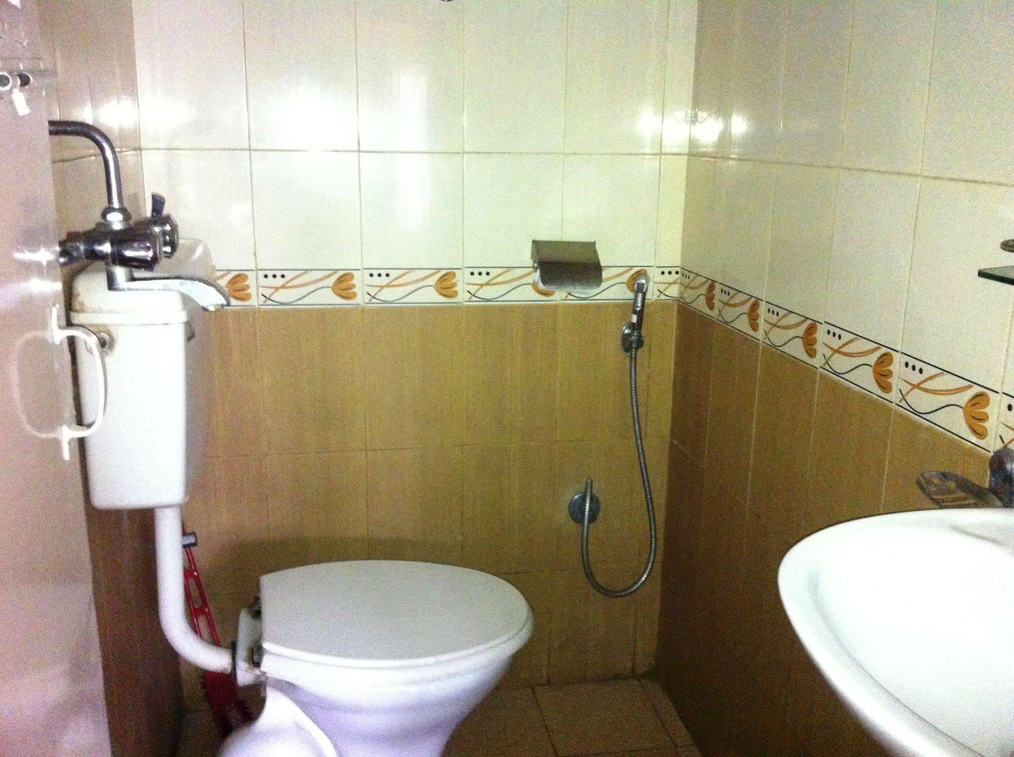 Hotel Himalaya Yoga Kathmandu Esterno foto
