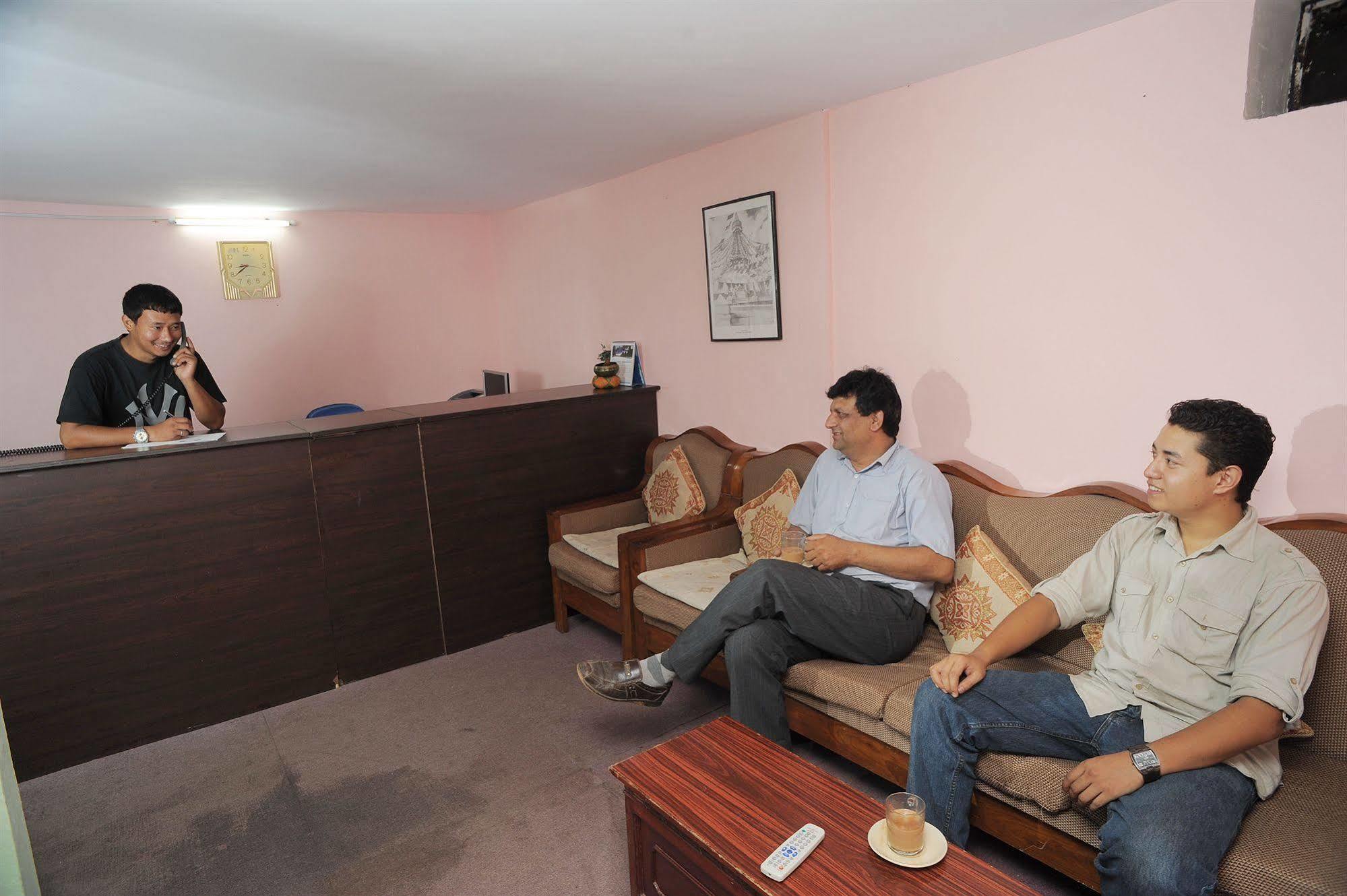 Hotel Himalaya Yoga Kathmandu Esterno foto
