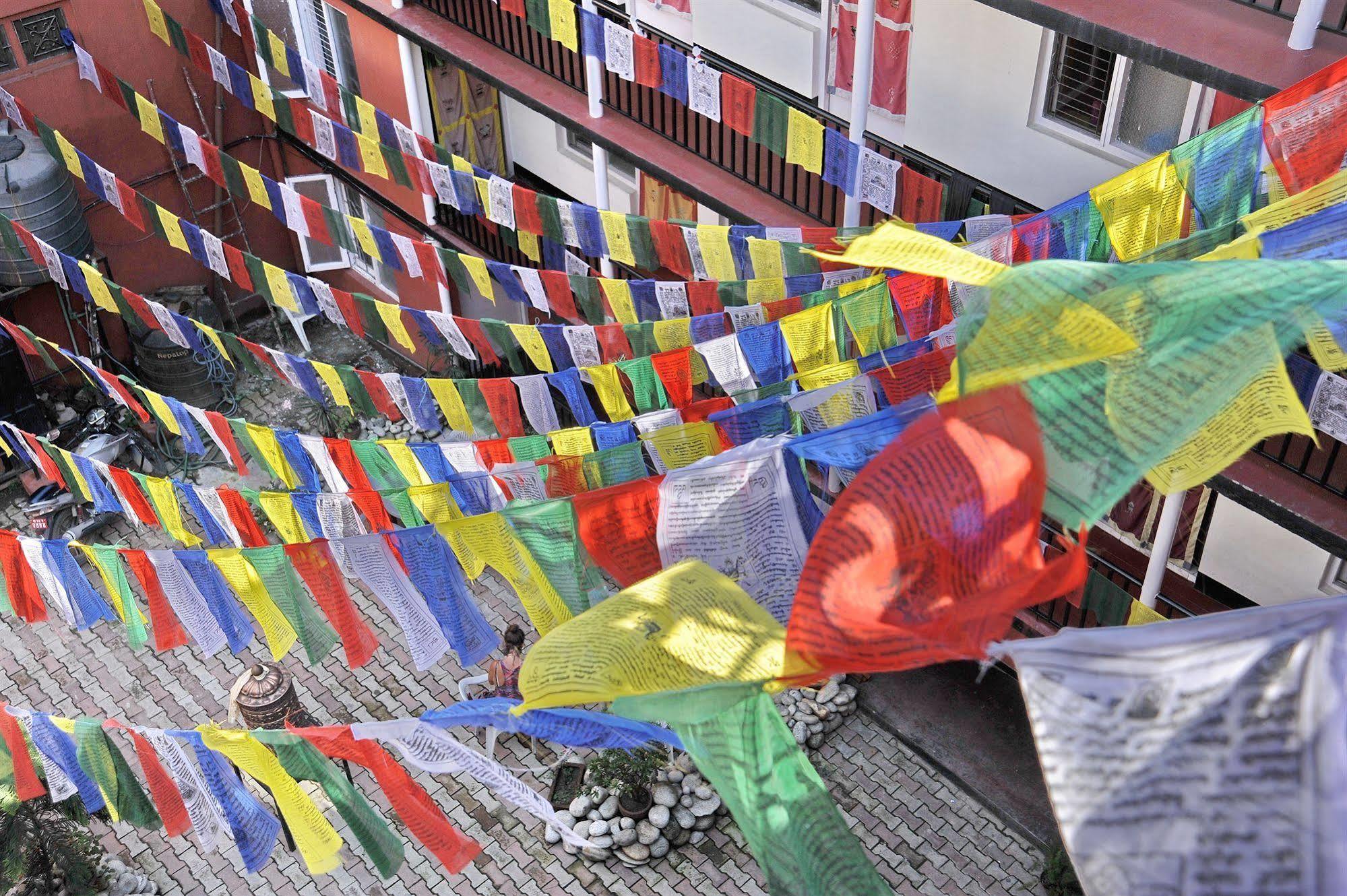 Hotel Himalaya Yoga Kathmandu Esterno foto